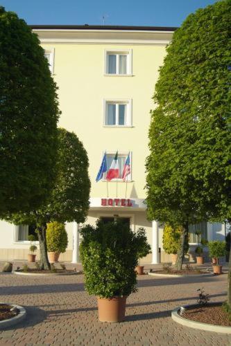 Hotel Arthur Солиньяно-Нуово Экстерьер фото