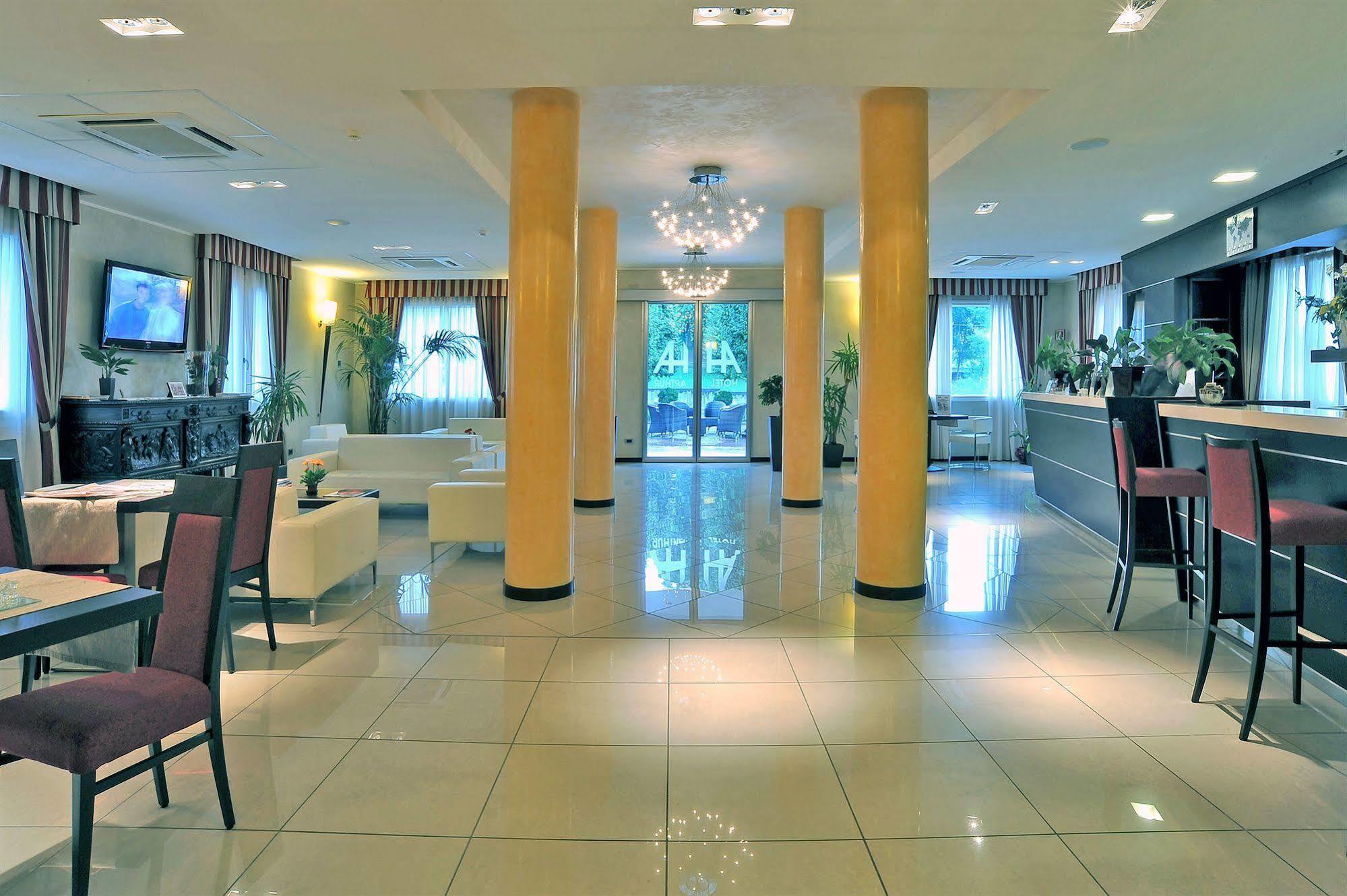 Hotel Arthur Солиньяно-Нуово Экстерьер фото